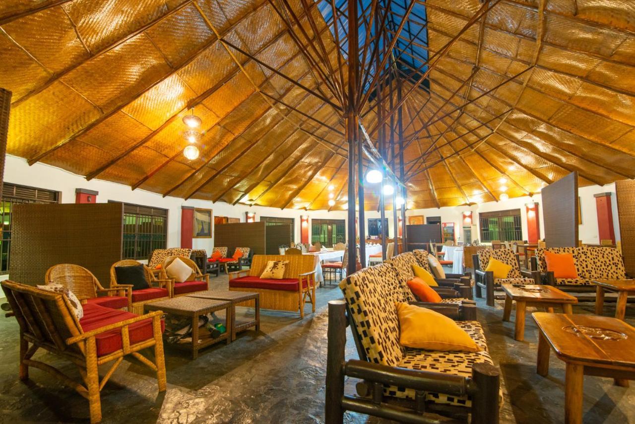 Buffalo Safari Lodge Katunguru Eksteriør billede