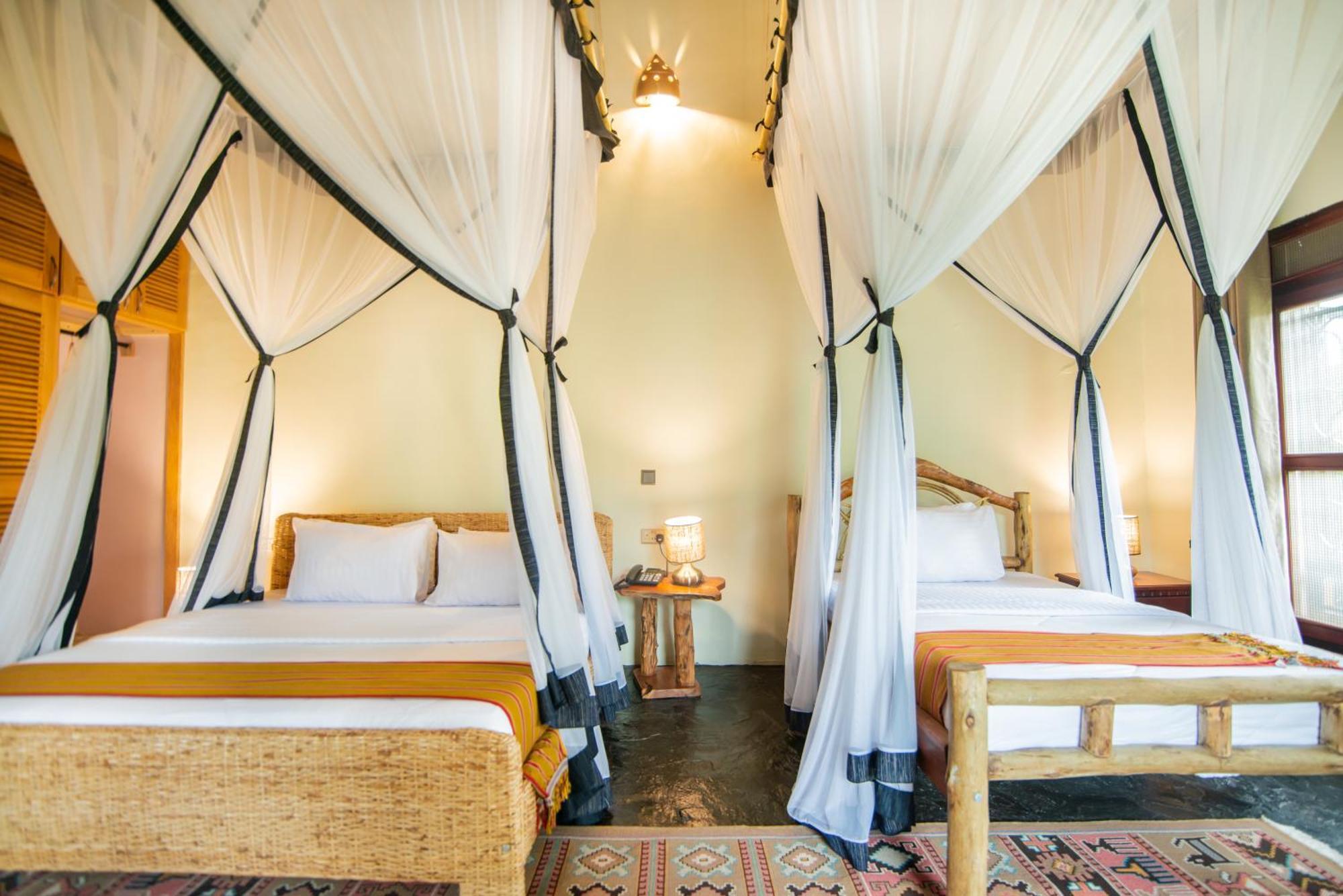 Buffalo Safari Lodge Katunguru Eksteriør billede